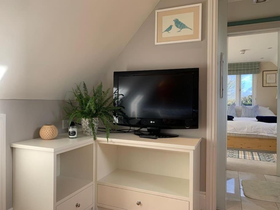 Hankerton Annexe Near Malmesbury / Tetbury 아파트 외부 사진