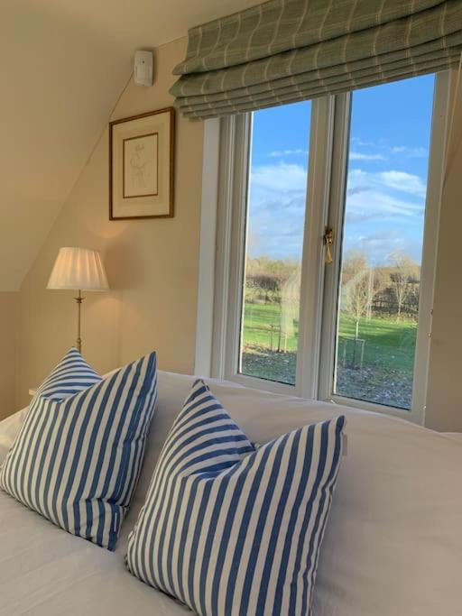 Hankerton Annexe Near Malmesbury / Tetbury 아파트 외부 사진
